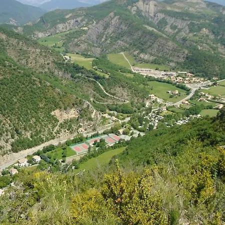 Du Bourg