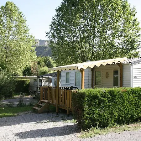 مكان تخييم Du Bourg ديني-ليه-بان